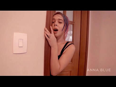 ❤️ Vaig tornar al meu germà. Vaig tenir sexe amb la seva xicota. retorn de lesbianes. ️❌ Súper porno a nosaltres