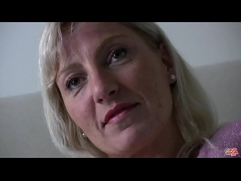 ❤️ La mare que hem fotut tots... Senyora, porteu-vos! ️❌ Súper porno a nosaltres