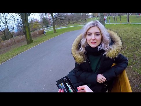 ❤️ Empassa el semen calent d'un desconegut per diners: una mamada al parc d'Eva Elfie ️❌ Súper porno a nosaltres